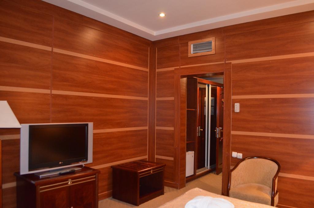 Astana Park Hotel Room photo
