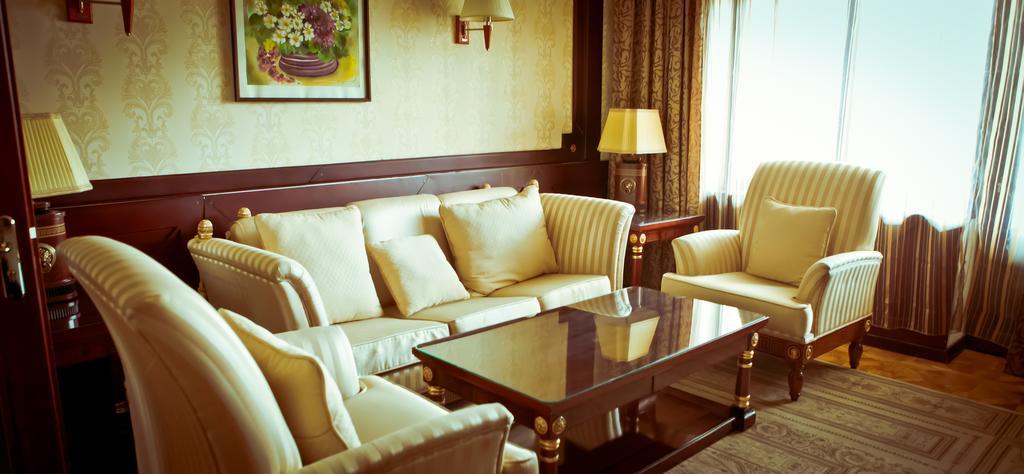 Astana Park Hotel Room photo